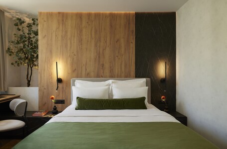 The Port Square Hotel - Image 75