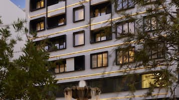 住宿正面 (夜晚)