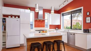 Basic House | Private kitchen