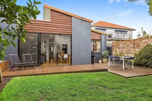 Garden - BOUTIQUE STAYS - Mordi Beach House (Mordialloc)