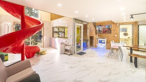 Exterior - Taean Irang Kidspoolvilla (Taean)