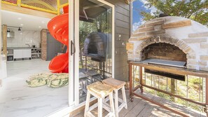 Basic Room, 2 Bedrooms (Private Kids Pool Villa) | 1 bedroom, free WiFi - Taean Irang Kidspoolvilla (Taean)