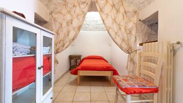 2 bedrooms, bed sheets, wheelchair access