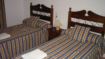 4 bedrooms, iron/ironing board, travel crib, free WiFi