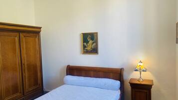 1 bedroom, iron/ironing board, travel crib, free WiFi