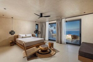 Deluxe Room | Living area | 43-inch flat-screen TV with satellite channels, TV