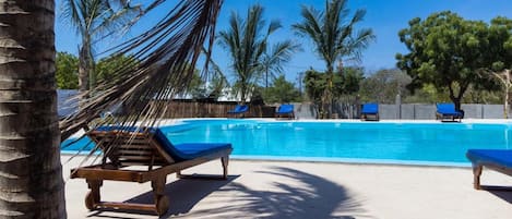 Piscine extérieure