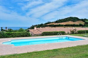 Pool - Holiday Home "Casa del Sole" with Sea View, Pool, Garden & Wi-Fi (TERTENIA)