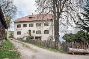 Esterni