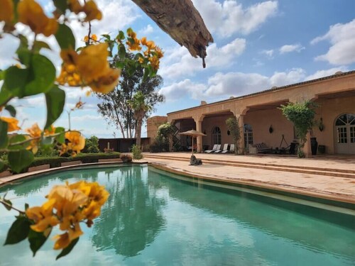 SUPERB BERBER PALACE surrounded of ATLAS MOUNTAINS