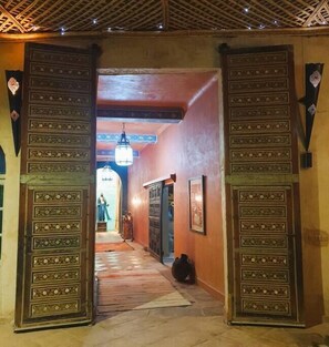 Interior - SUPERB BERBER PALACE surrounded of ATLAS MOUNTAINS (Taroudant)