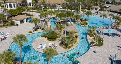 Splendid 4 Bd w/ Pool Close to Disney @ Champions Gate 1006