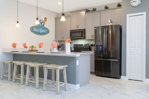 Family Townhome, 5 Bedrooms | Private kitchen - Wonderful 5Bd Close to Disney @ Storey Lake 2980 (Kissimmee)