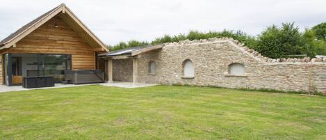 Fachada de la propiedad