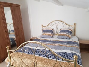 3 chambres, Wi-Fi gratuit, draps fournis