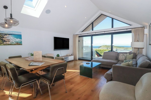 Cottage | Living area