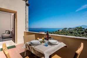 Room - Sorrento Capo Apartments (Sorrento)