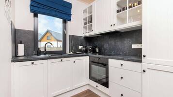 Réfrigérateur, four, plaque de cuisson, lave-vaisselle