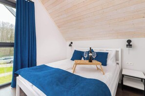 2 chambres, fer et planche à repasser, lit parapluie, Wi-Fi