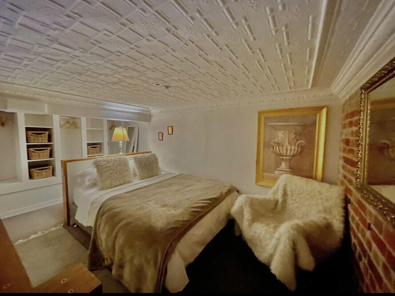 Luxury mansion loft by the beach — image 11