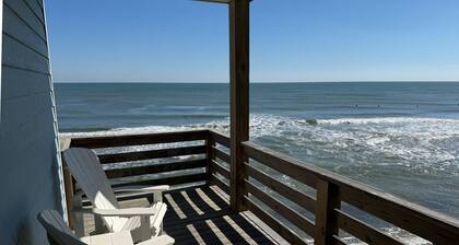 Hatteras Retreat Oceanfront Home + Pets Stay Free