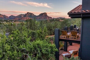 Property grounds - Upscale Red Rock Retreat - Spa, Views & More! (Sedona)