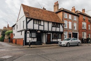 Exterior - 1400Cottage – An enchanting unique stay (Henley-On-Thames)