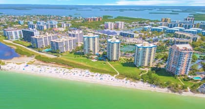 Steps to the Sand, Dive into the Pool – Live the Dream!"