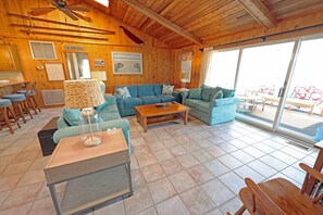 TV connectée, lecteur de DVD, vidéothèque