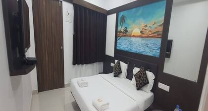 10 minutes to scuba diving & beach! Home Stay For Family & Groups.