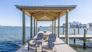 Terrace/patio - Lagoon Front 3 bed 3 bath unit!  Call today New to rental Market. (Gulf Shores)