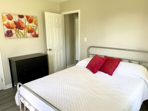 3 Schlafzimmer, Schreibtisch, kostenloses WLAN, Bettwäsche