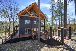 Exterior - Moonstone Creek - 2 bed|2.5 bath|Bunk|Game Room (Broken Bow)