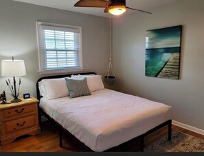 2 bedrooms, iron/ironing board, free WiFi, bed sheets