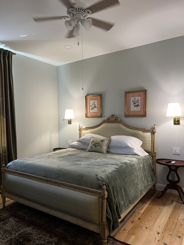 4 bedrooms, WiFi, bed sheets