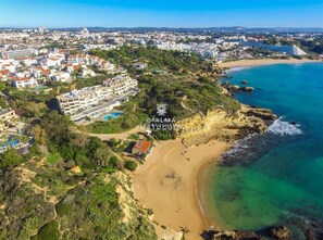 Unclassified image, 5 of 29, button