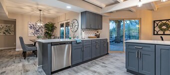 Vista Velo has a Botanical Garden w Spa & Lap Pool