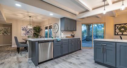 Vista Velo has a Botanical Garden w Spa & Lap Pool