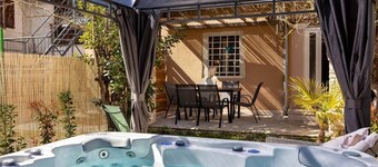 Holiday House 4 Season with jacuzzi, sauna and BBQ