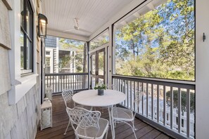 Outdoor dining - Updated Family Friendly Home Steps to Pool & Beach Walk-Over | In-Home Office (30A WaterSound)