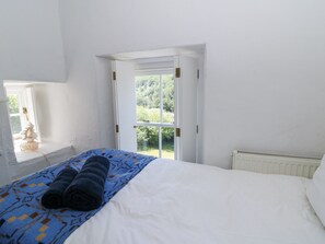 Cottage | 2 bedrooms, individually decorated, individually furnished, free WiFi - Dolwylan Cottage (Llandysul)