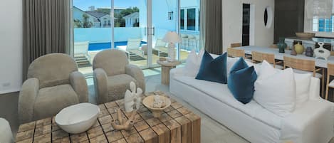 Smart TV, stereo, offices