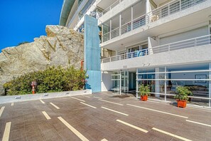 Exterior - Ocean Bright 2BR W/ View, Wifi, Parking & Pool (Concón)