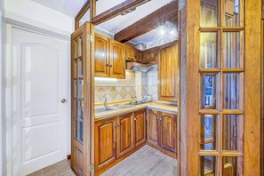 Microwave, cookware/dishes/utensils - Loft Costero- W/ Parking, Wifi, View & TV (Viña del Mar)