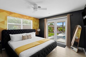 4 bedrooms, desk, iron/ironing board, travel cot