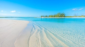 海灘、躺椅、沙灘巾