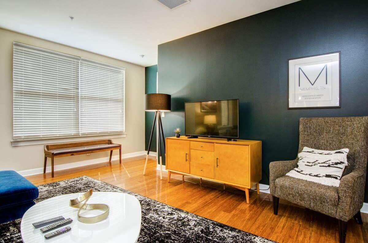 Abode | Memphis | 3 Bedroom Walk to Beale, Autozone Park, Restaurants & More!