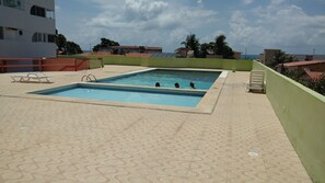 Utomhuspool