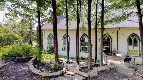 Historic Church Home in Woodstock/Saugerties
