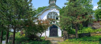 Historic Church Home in Woodstock/Saugerties